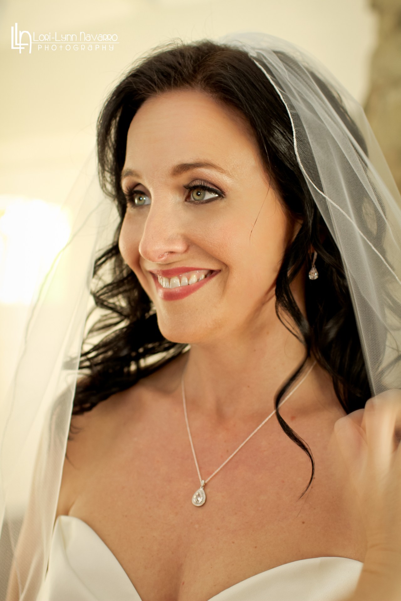 Andrea Getting Ready (11 of 1)